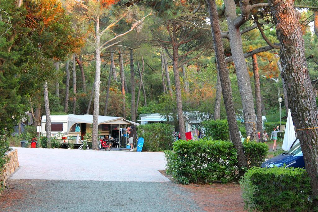 Le Esperidi Camping Ecoresort Марина-ди-Биббона Экстерьер фото