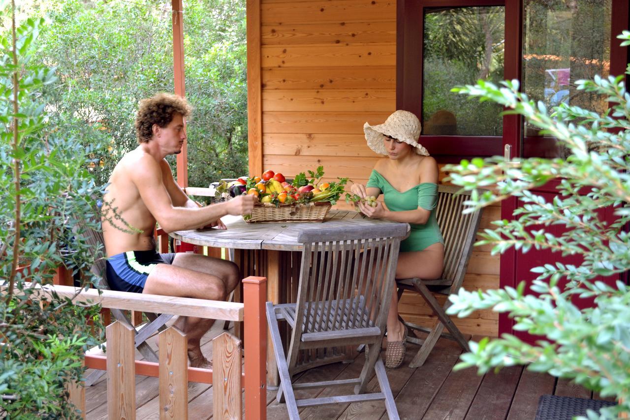 Le Esperidi Camping Ecoresort Марина-ди-Биббона Экстерьер фото