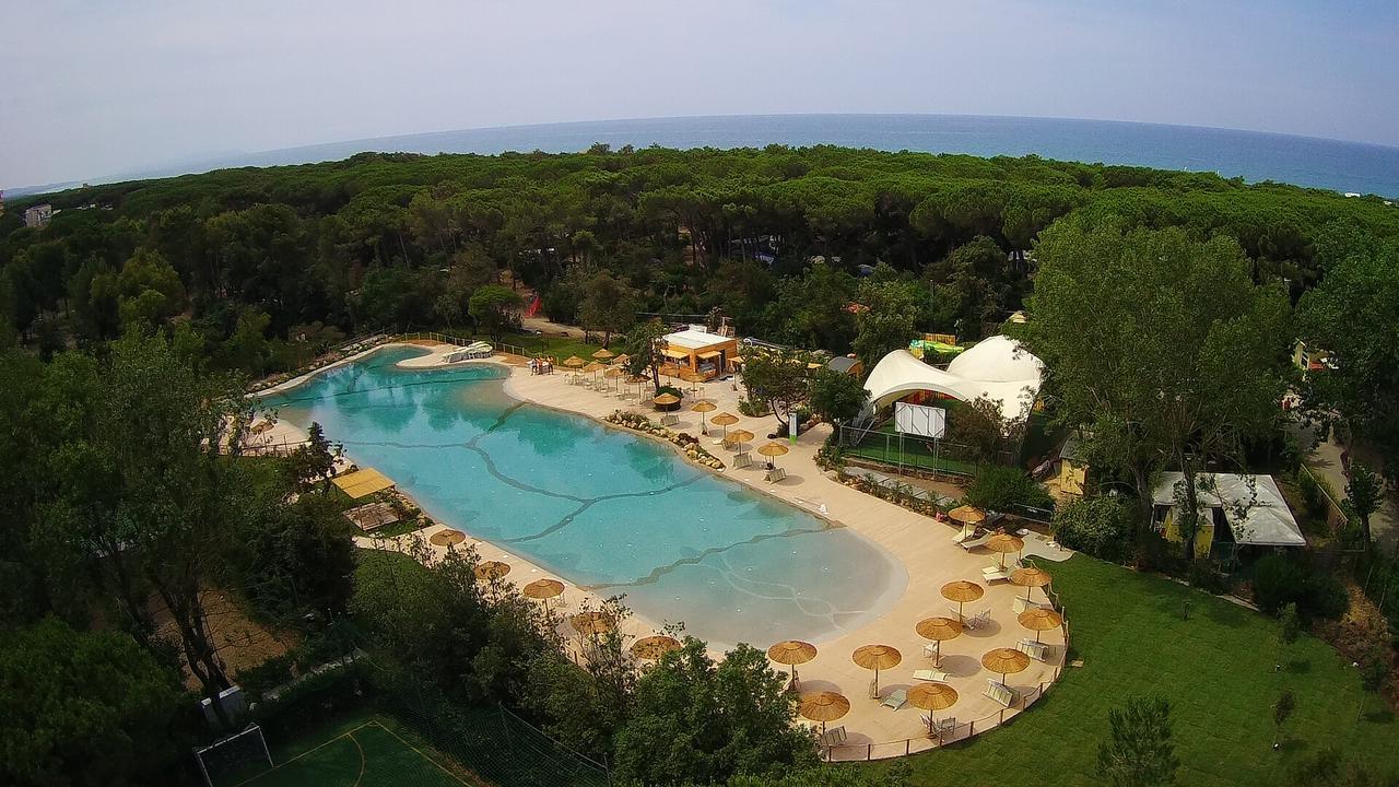 Le Esperidi Camping Ecoresort Марина-ди-Биббона Экстерьер фото