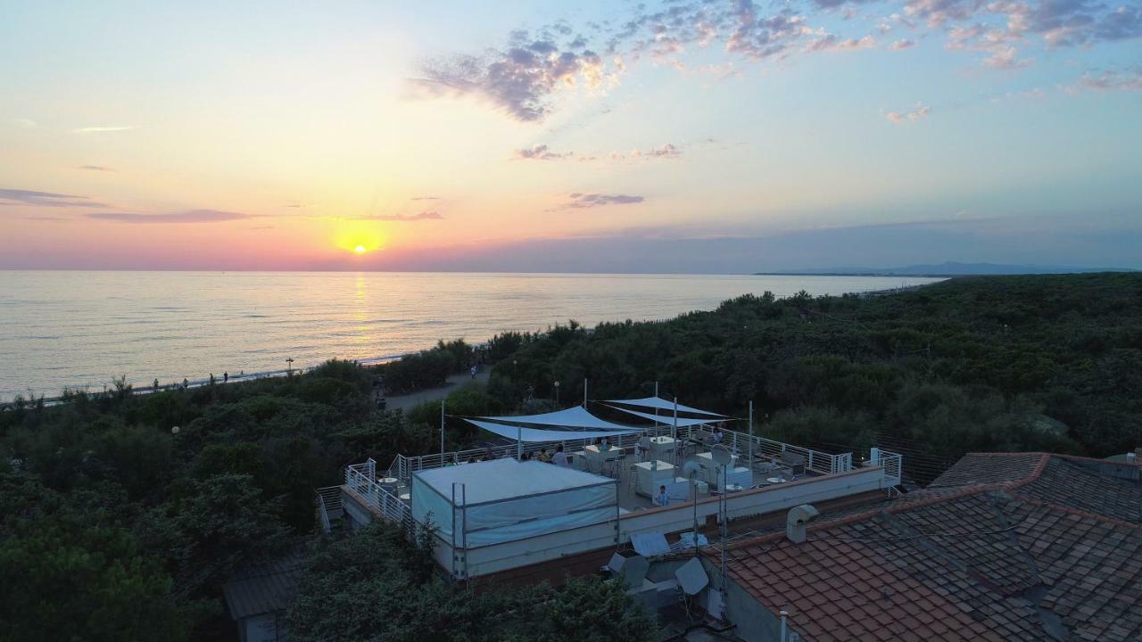Le Esperidi Camping Ecoresort Марина-ди-Биббона Экстерьер фото